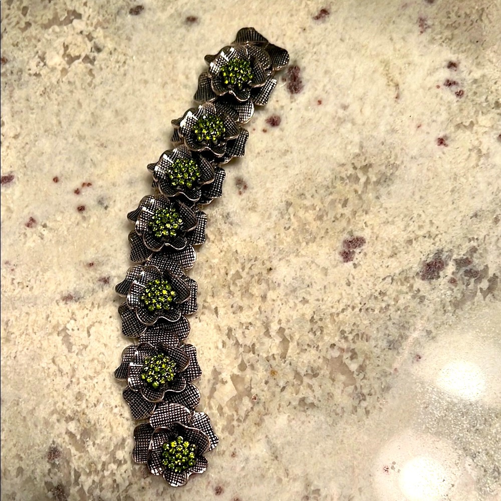 Floral Silver and Green Stretch Bracelet